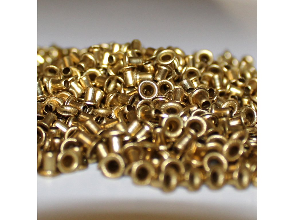 Zděře do rámků - mosazné - krátké - 500 Ks